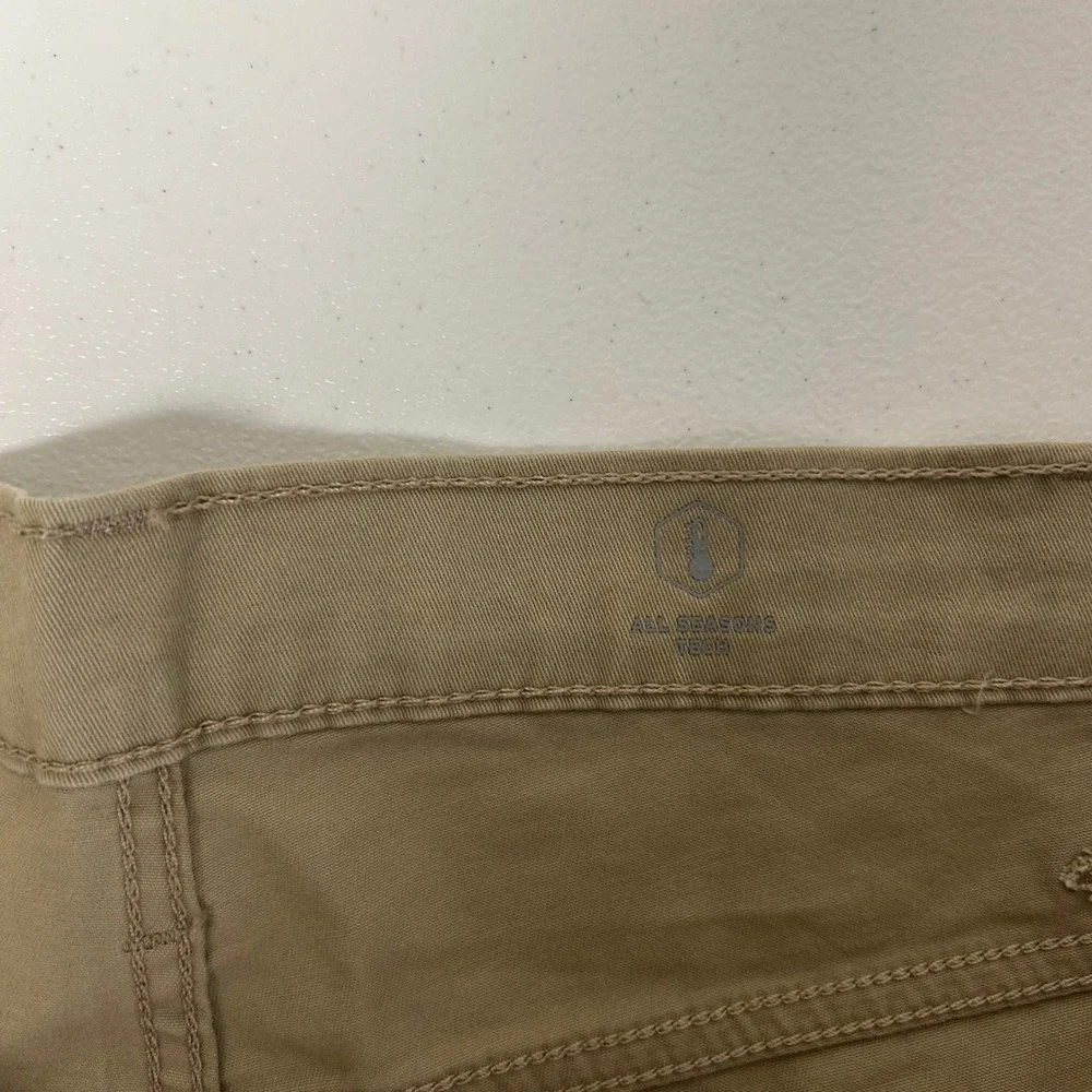 Levi's 541 Athletic Taper Pants Mens 46x30 Khaki Tan All Seasons Tech